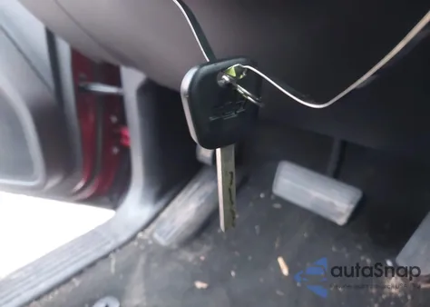 2018 Chevrolet Silverado 1500 1Lt z USA, uszkodzony, nr VIN 3GCUCRERXJG341424